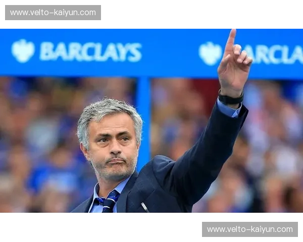 梦剧场与阿姆斯特丹的交响诗:阿贾克斯vs曼联,一场关于灵魂与野心的豪门对决