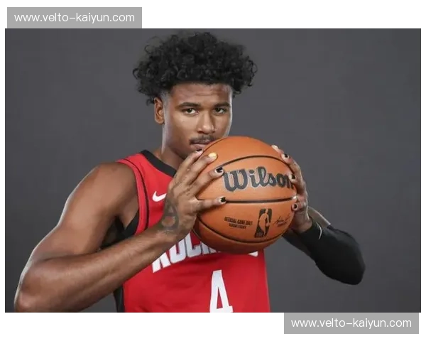 红色风暴碰撞铁血磨砺:火箭vs灰熊,谁才是西南赛区的未来真主?